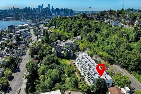 2400 Aurora Avenue N Seattle WA 98109