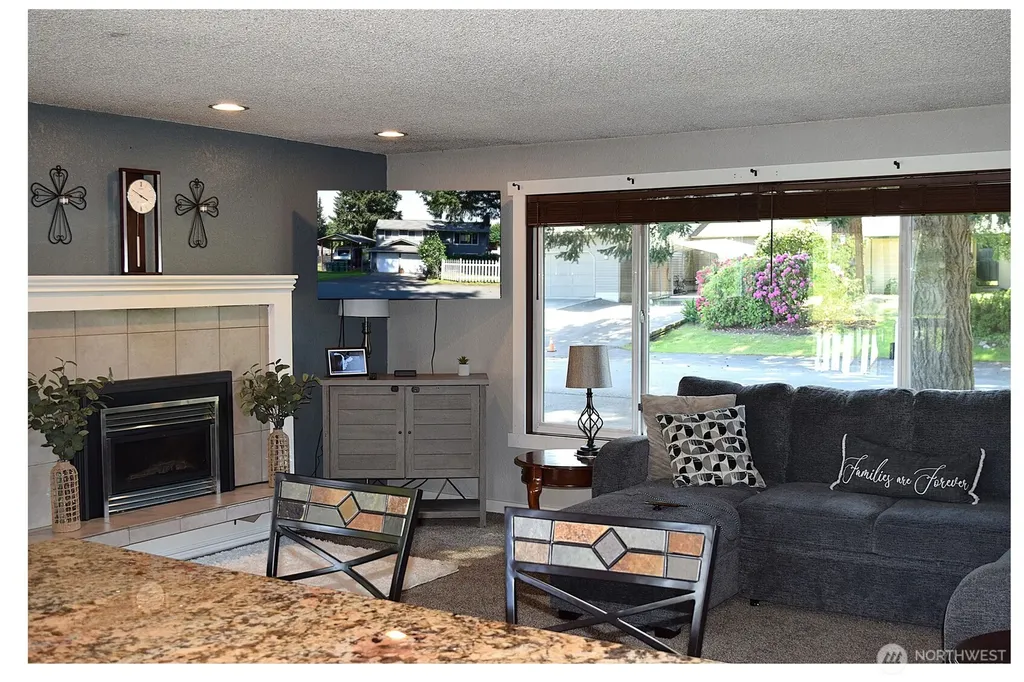 8611 Vistarama Avenue Everett WA 98208