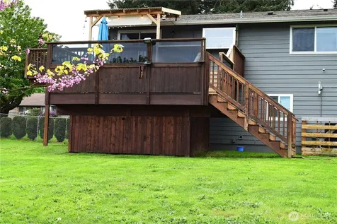 8611 Vistarama Avenue Everett WA 98208
