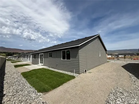 186 Salmon Drive Wenatchee WA 98801