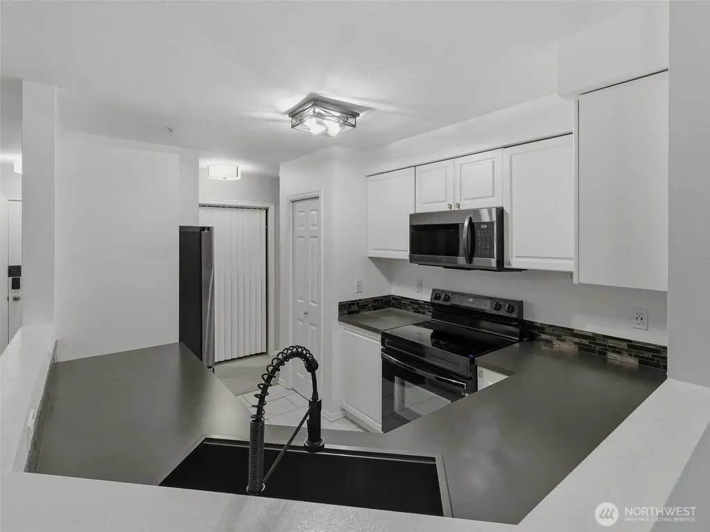 18501 SE Newport Way Issaquah WA 98027