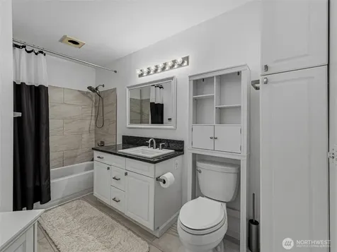 18501 SE Newport Way Issaquah WA 98027