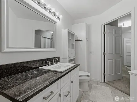 18501 SE Newport Way Issaquah WA 98027