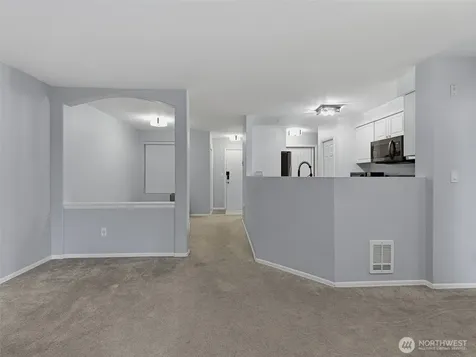 18501 SE Newport Way Issaquah WA 98027