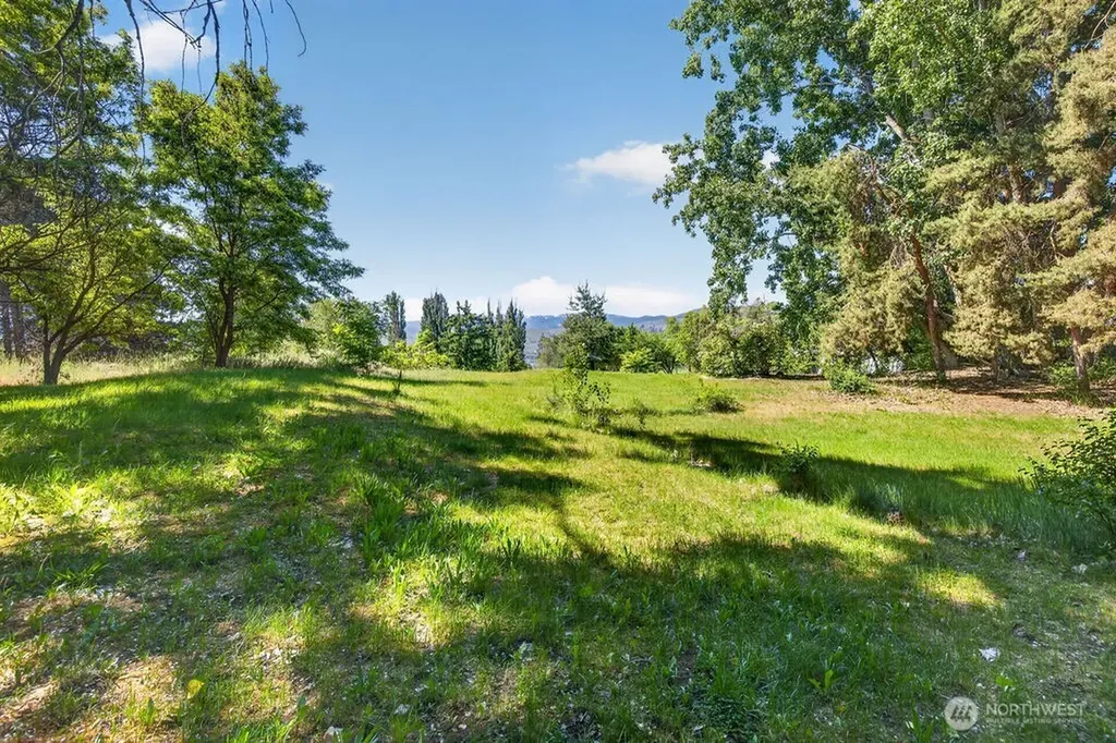 0 N Baker Avenue East Wenatchee WA 98802