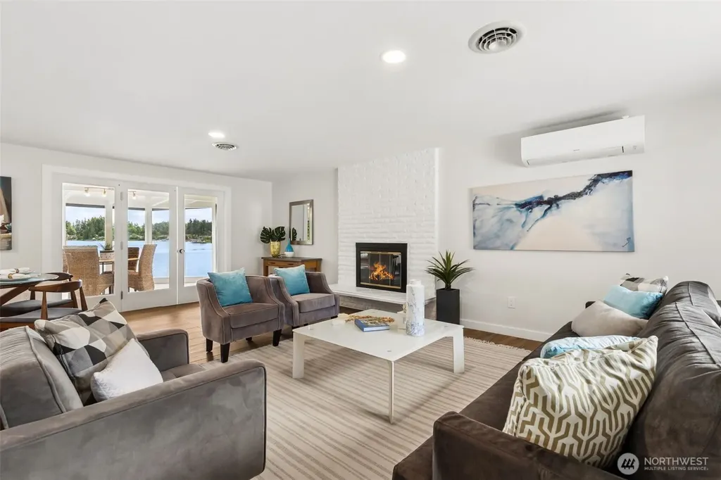 7335 Holmes Island Road SE Lacey WA 98503