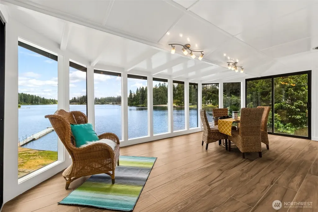 7335 Holmes Island Road SE Lacey WA 98503