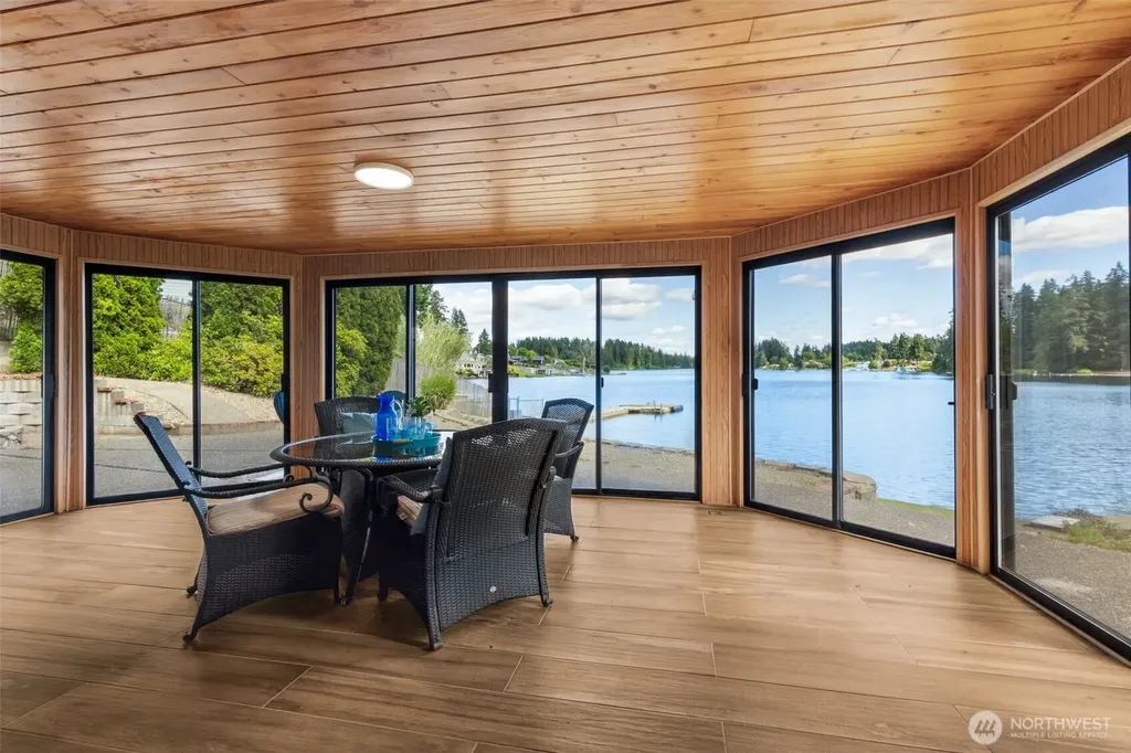 7335 Holmes Island Road SE Lacey WA 98503