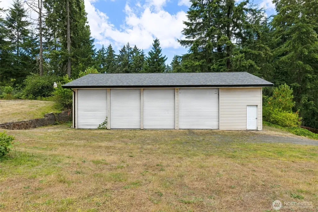 7335 Holmes Island Road SE Lacey WA 98503