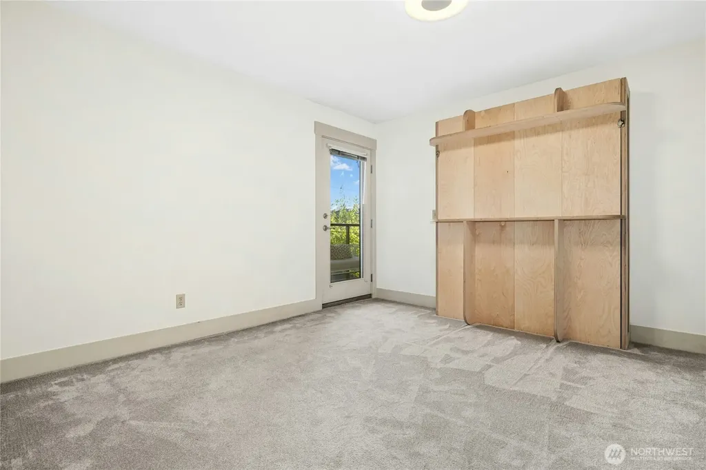 120 NW 39th Street Seattle WA 98107