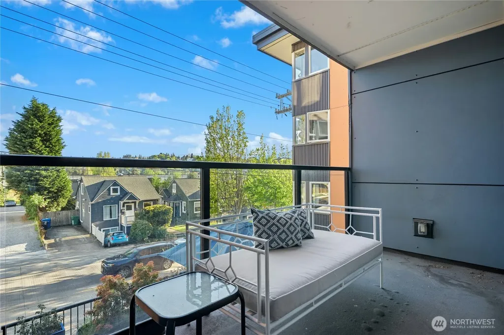 120 NW 39th Street Seattle WA 98107
