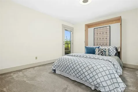 120 NW 39th Street Seattle WA 98107