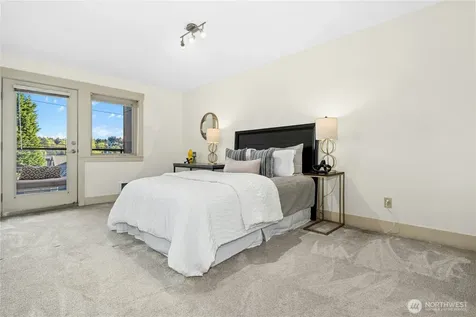 120 NW 39th Street Seattle WA 98107