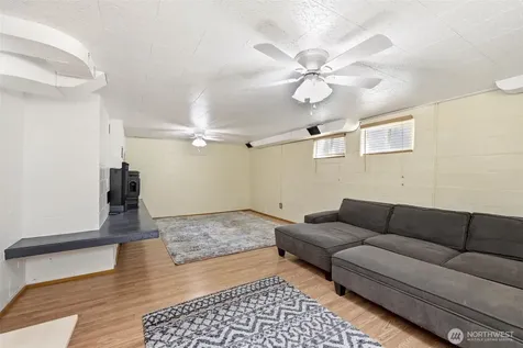 4826 Delaware Avenue Everett WA 98203