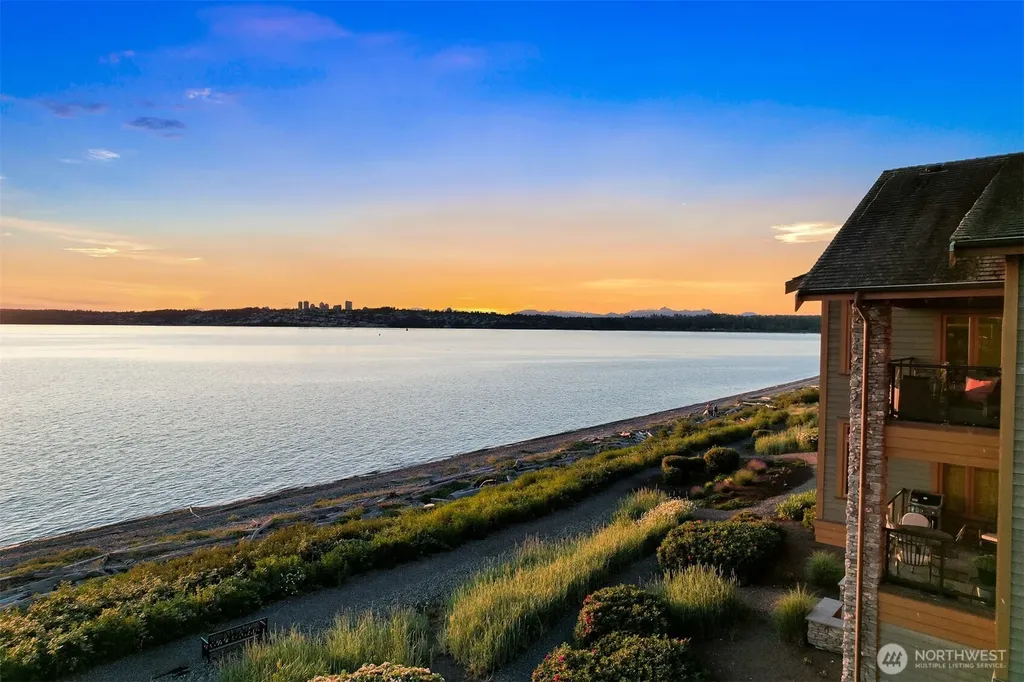 9535 Semiahmoo Parkway Blaine WA 98230