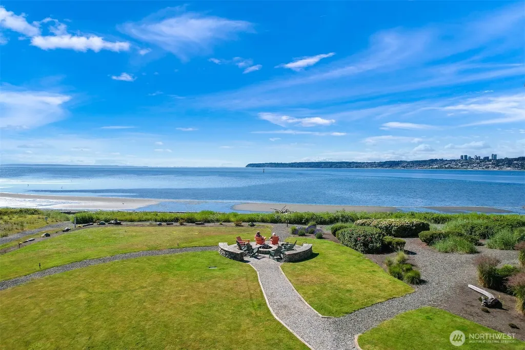 9535 Semiahmoo Parkway Blaine WA 98230