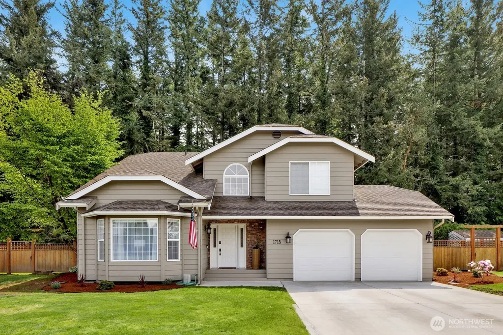 1715 Village Drive Lynden WA 98264