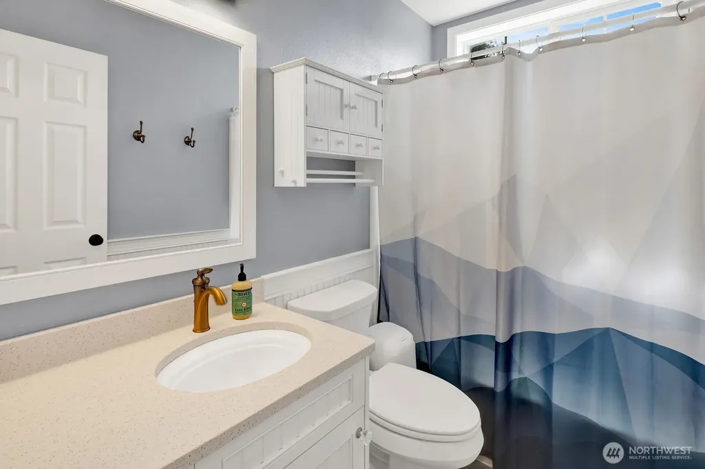 1715 Village Drive Lynden WA 98264
