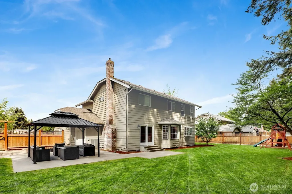 1715 Village Drive Lynden WA 98264