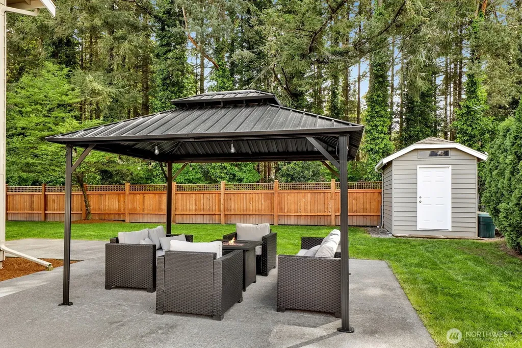 1715 Village Drive Lynden WA 98264