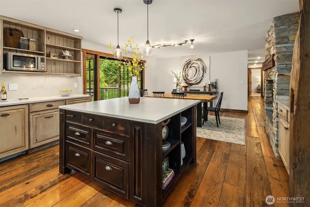 22619 87th Avenue SE Woodinville WA 98077