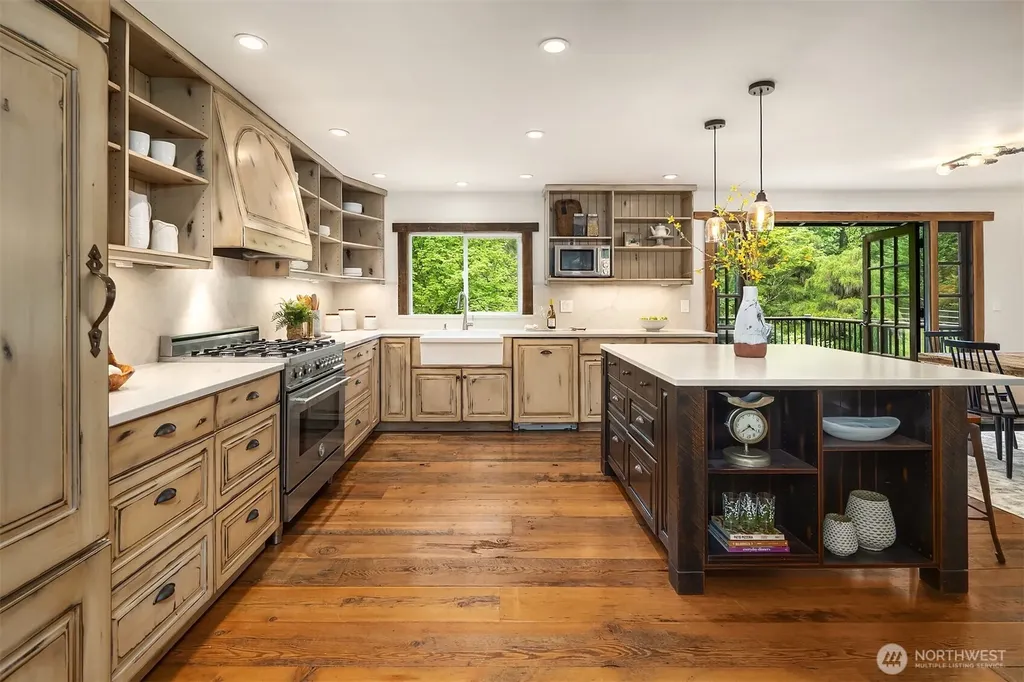 22619 87th Avenue SE Woodinville WA 98077