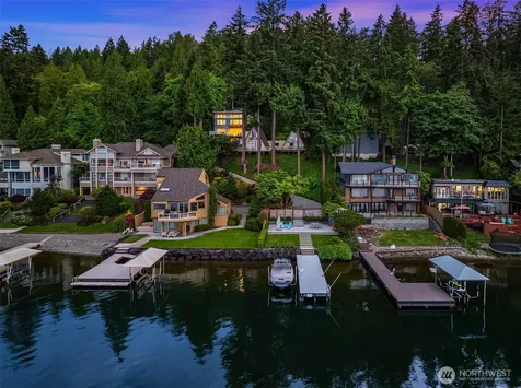 1606 W Lake Sammamish Parkway SE Bellevue WA 98008