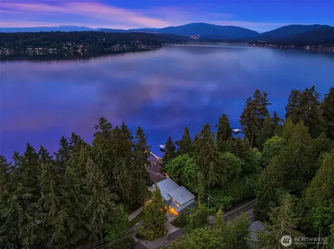1606 W Lake Sammamish Parkway SE Bellevue WA 98008