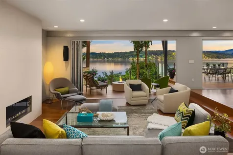 1606 W Lake Sammamish Parkway SE Bellevue WA 98008