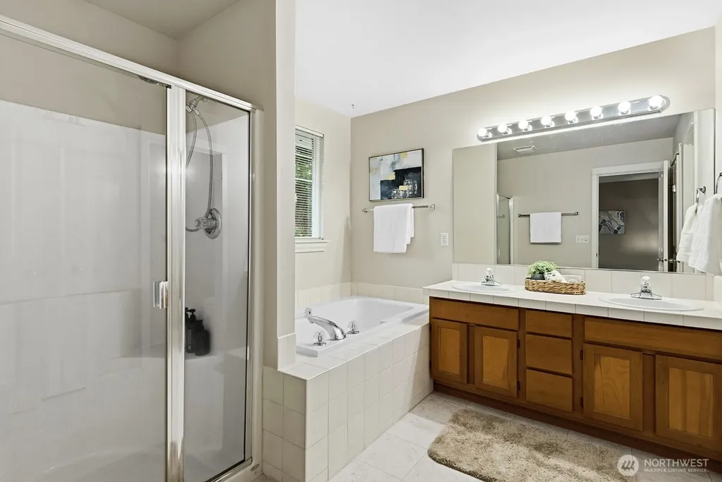 18740 109th Lane SE Renton WA 98055