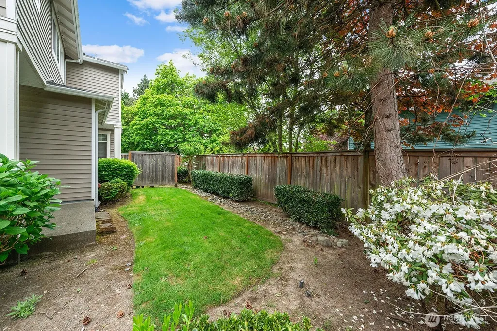 18740 109th Lane SE Renton WA 98055
