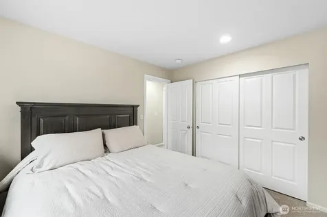 18740 109th Lane SE Renton WA 98055