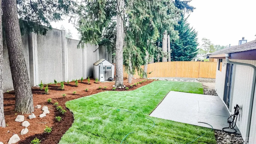 37702 27th Place Federal Way WA 98003