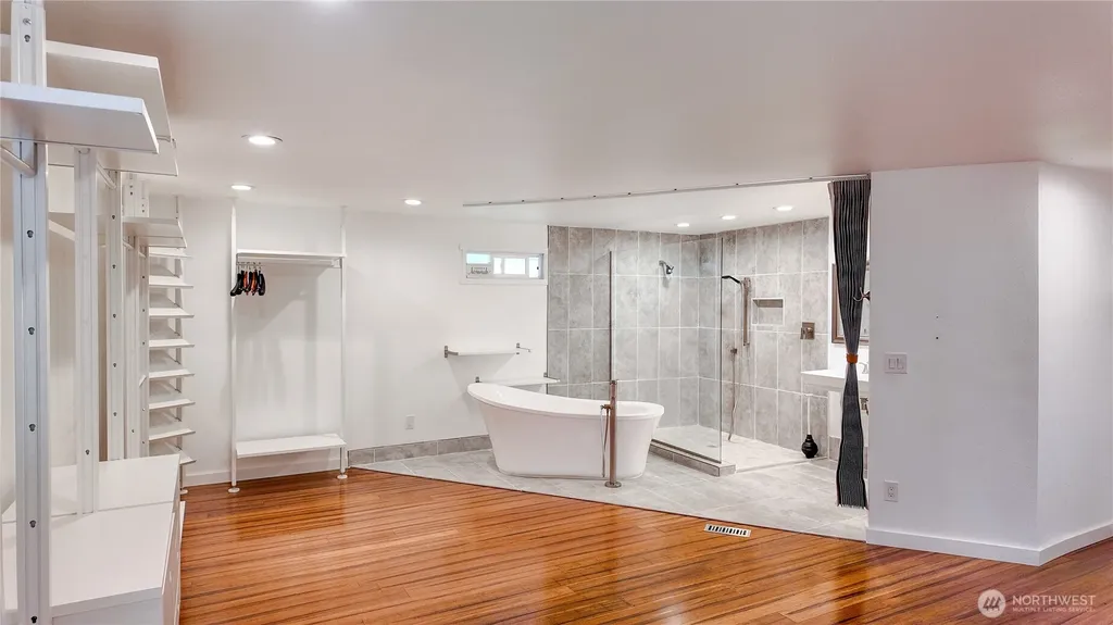 37702 27th Place Federal Way WA 98003