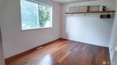 37702 27th Place Federal Way WA 98003
