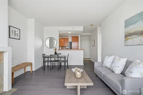 2607 Western Avenue Seattle WA 98121