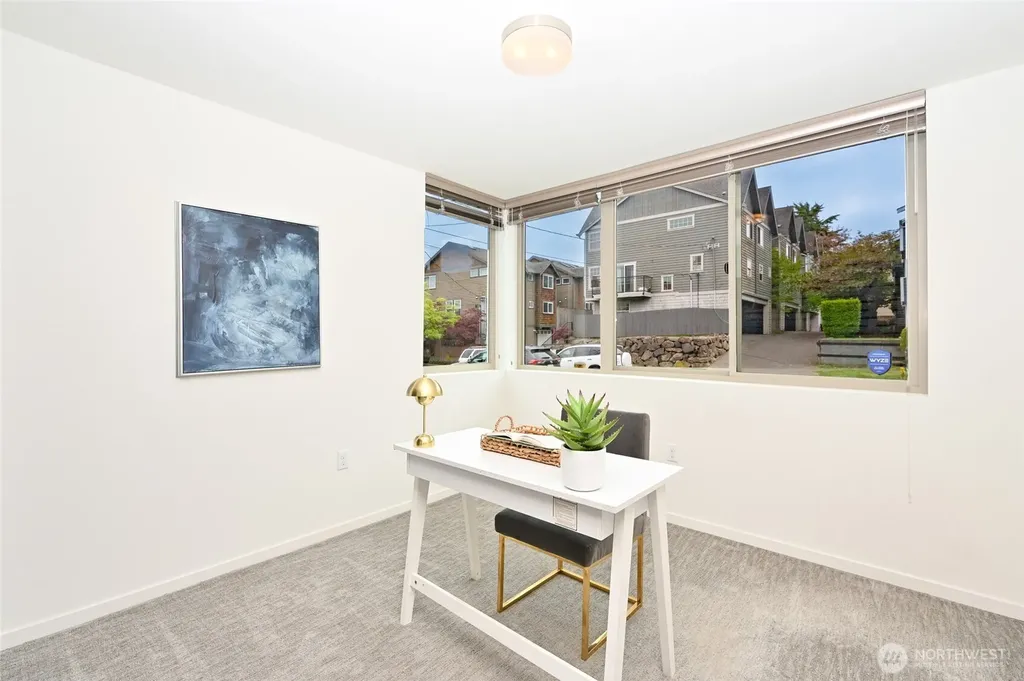 738 N 95th Seattle WA 98103