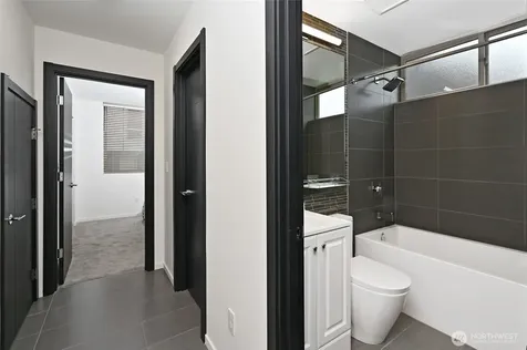 738 N 95th Seattle WA 98103