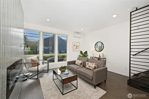 738 N 95th Seattle WA 98103