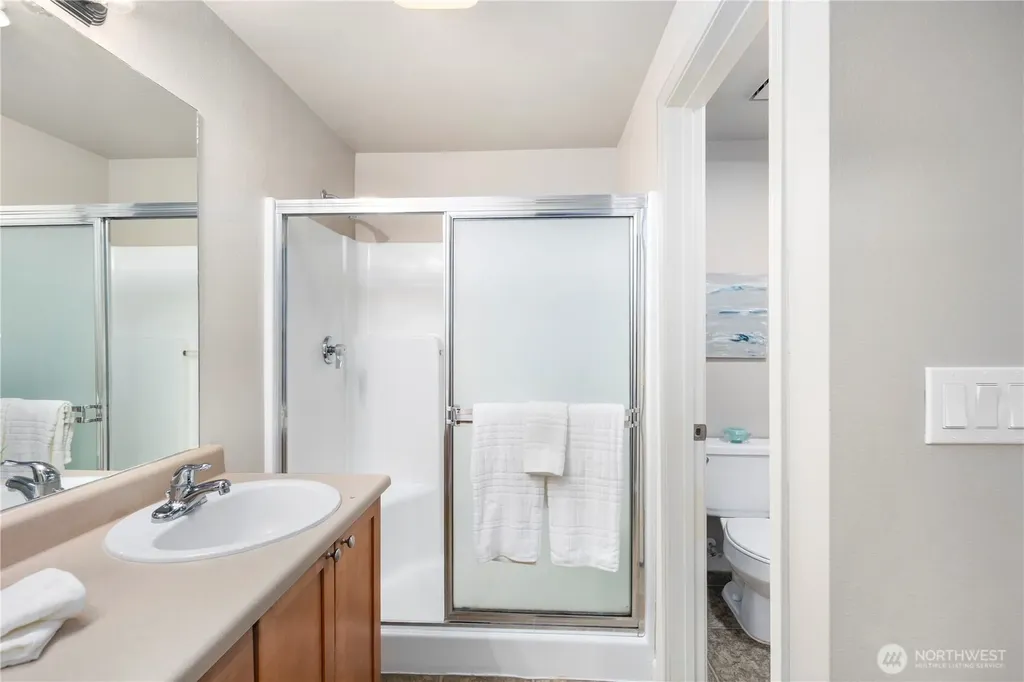 26209 116th Avenue SE Kent WA 98030