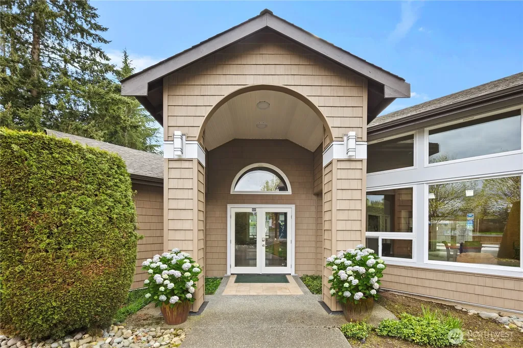 26209 116th Avenue SE Kent WA 98030