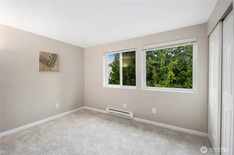 26209 116th Avenue SE Kent WA 98030