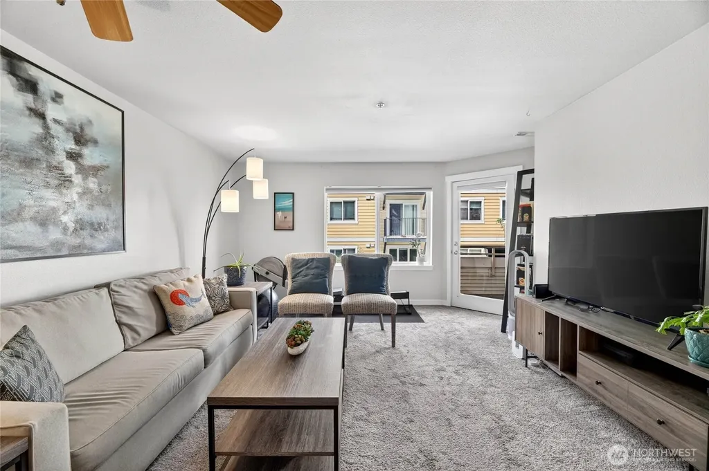 12534 15th Avenue NE Seattle WA 98125