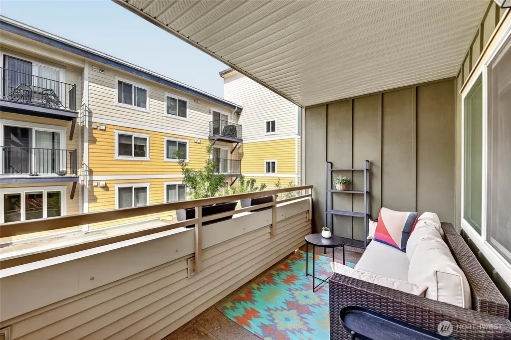 12534 15th Avenue NE Seattle WA 98125