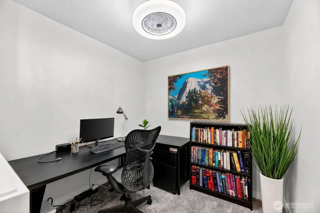 12534 15th Avenue NE Seattle WA 98125