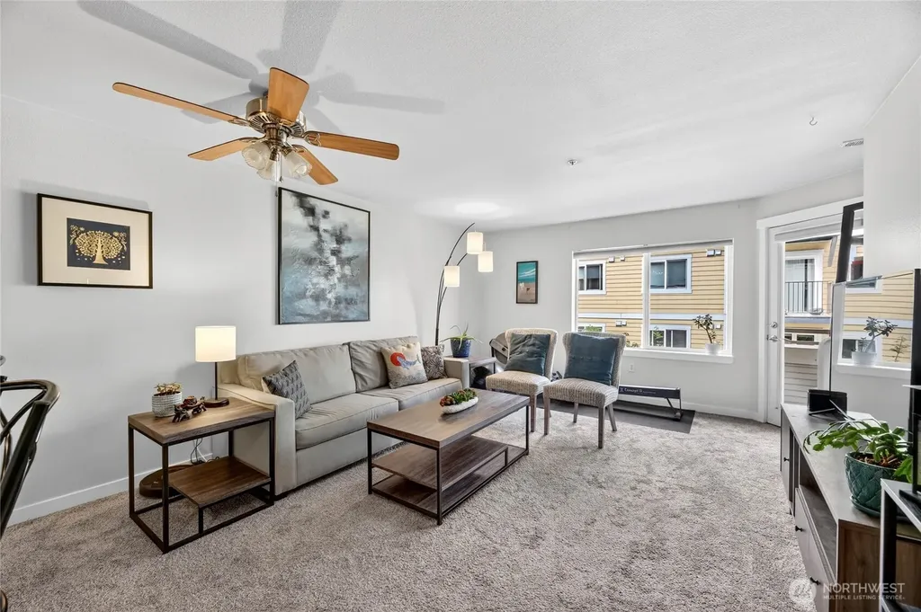 12534 15th Avenue NE Seattle WA 98125