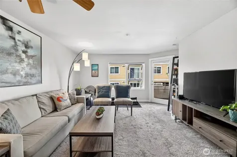 12534 15th Avenue NE Seattle WA 98125