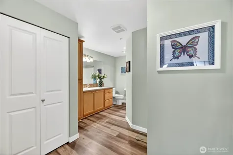 12534 15th Avenue NE Seattle WA 98125