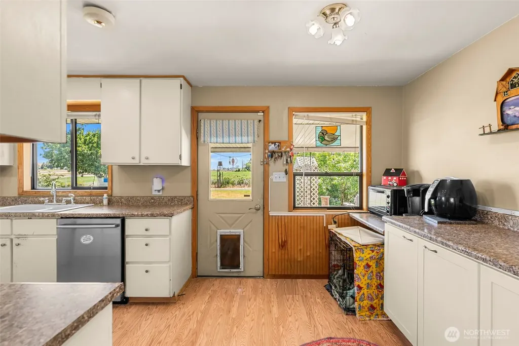 721 Rd 20 NE Soap Lake WA 98851