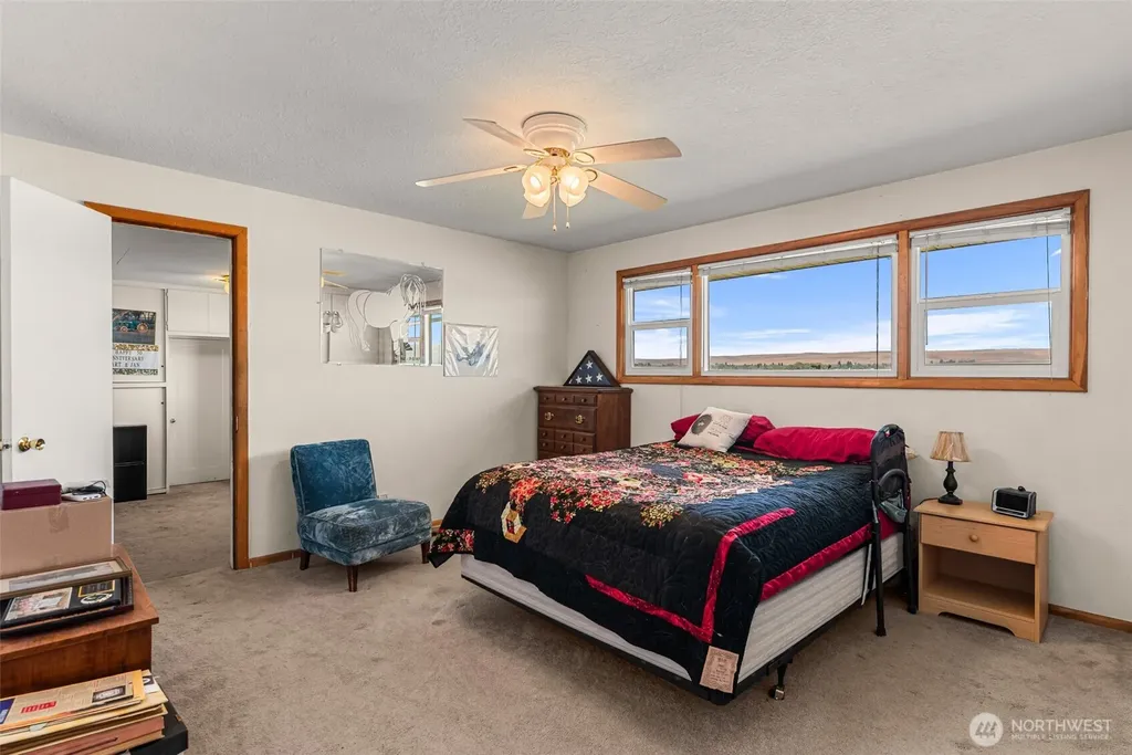 721 Rd 20 NE Soap Lake WA 98851